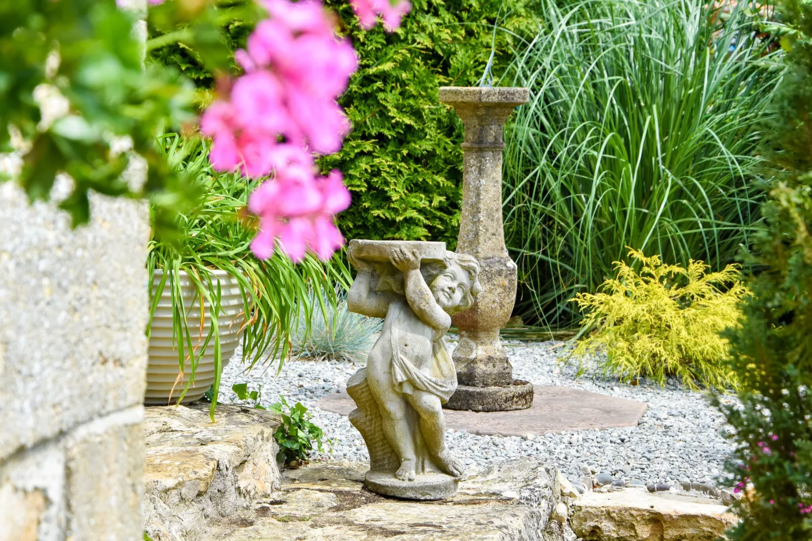 Maison fabuleuse avec piscine-Gardens summer