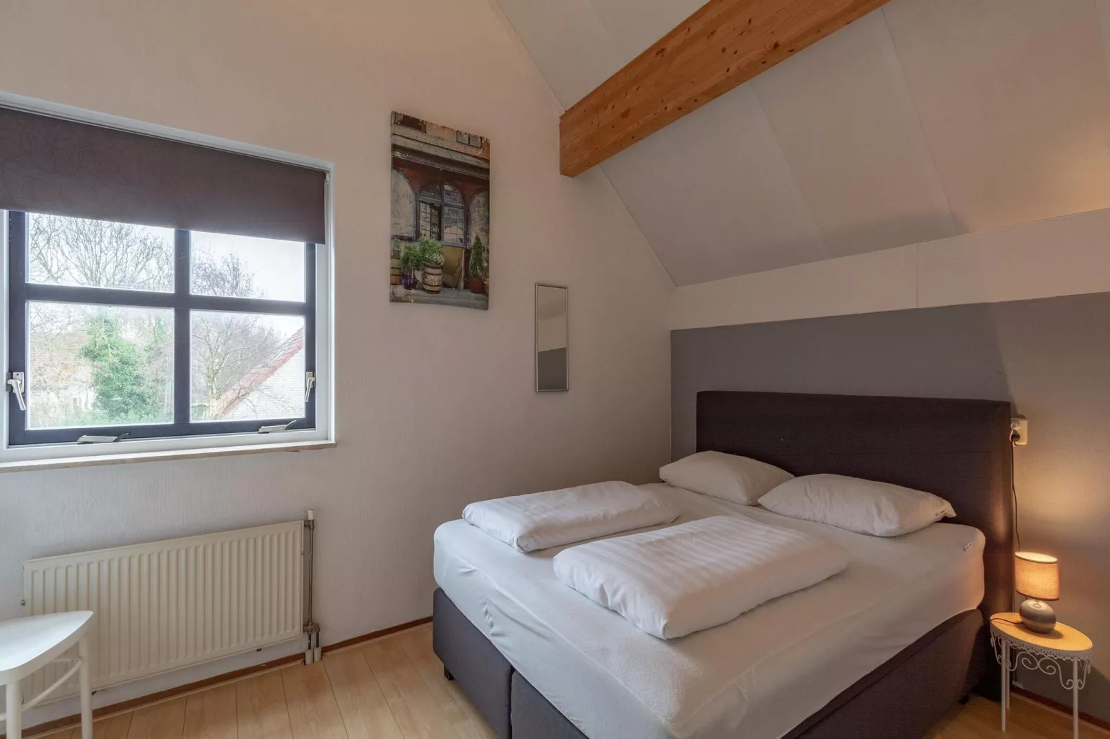 Ooghduyne 75-Bedroom
