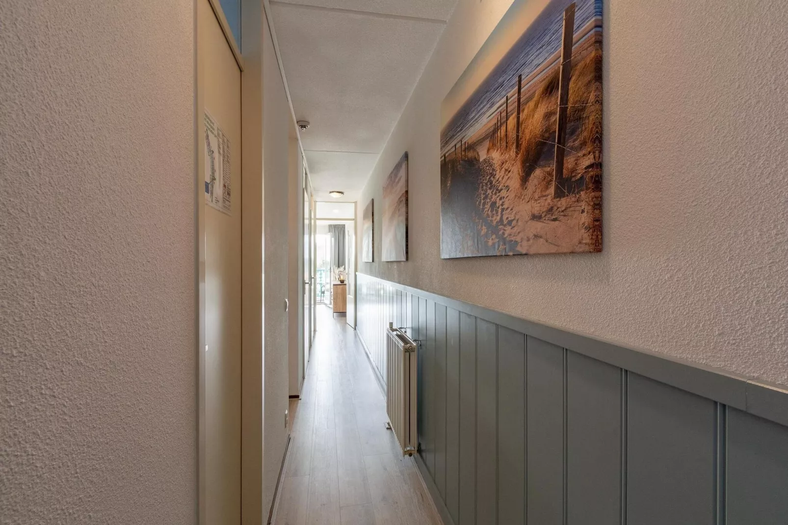 Strandslag 127-Reception hall