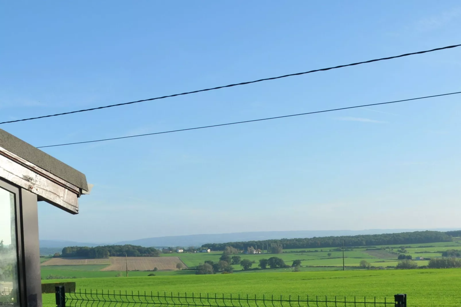 Arbre Dressé-View summer