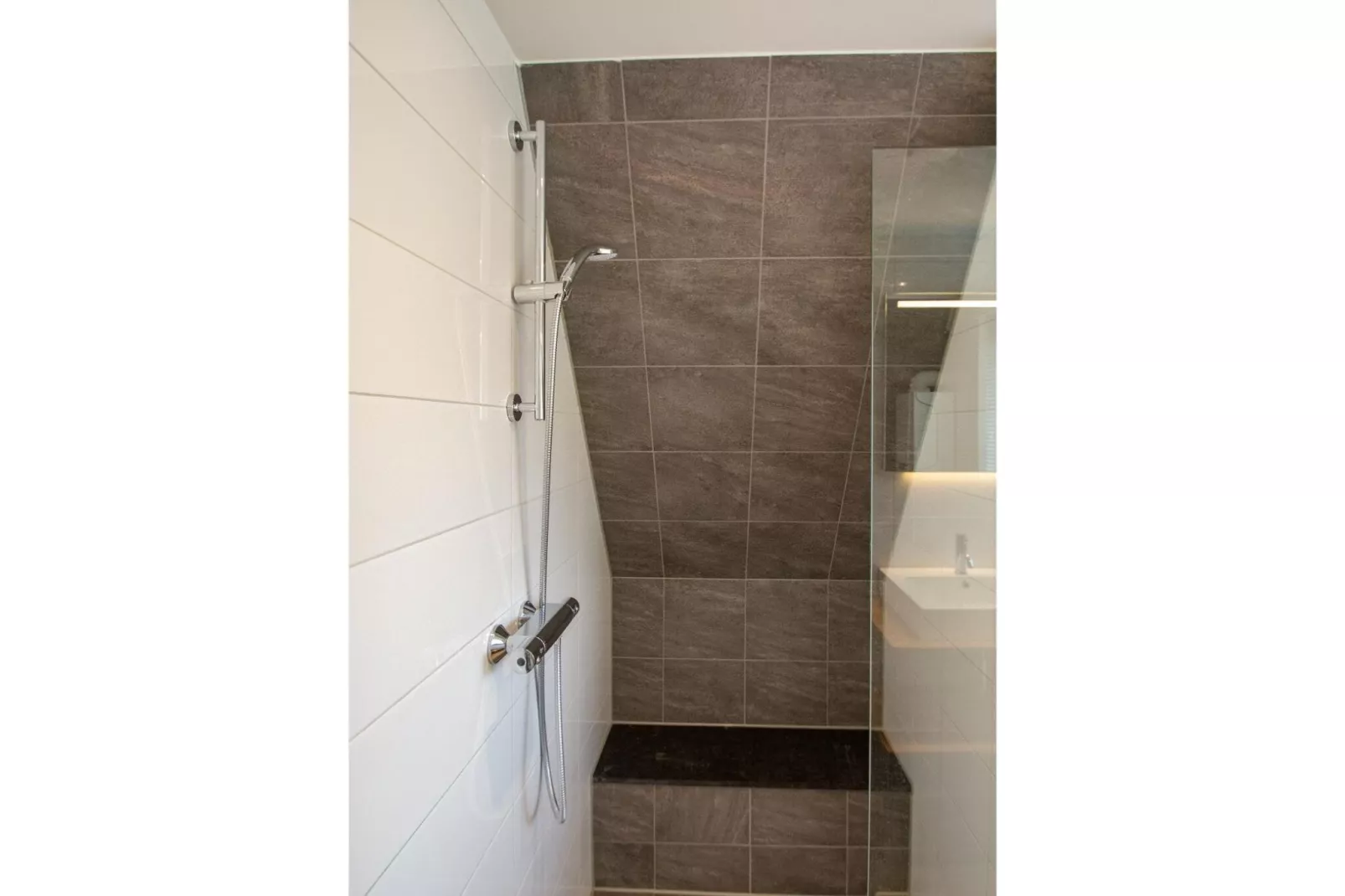 Sandepark 66-Bathroom