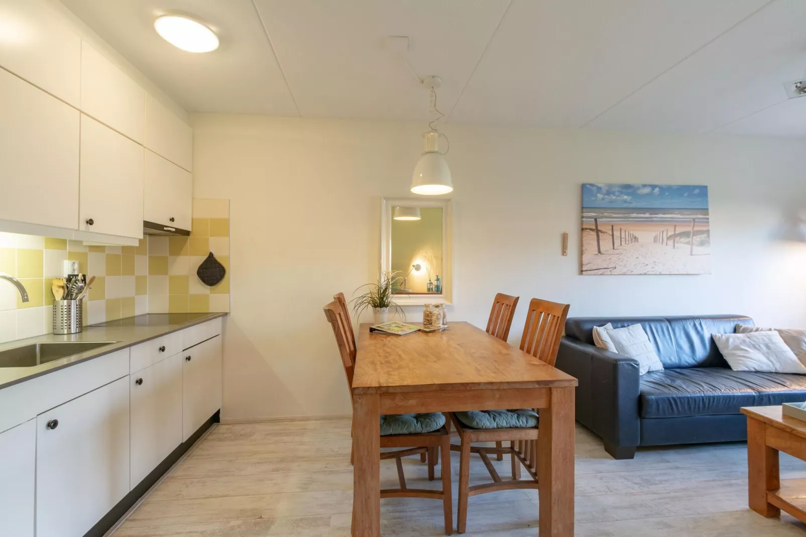 Beach Appartement 07-Dining room