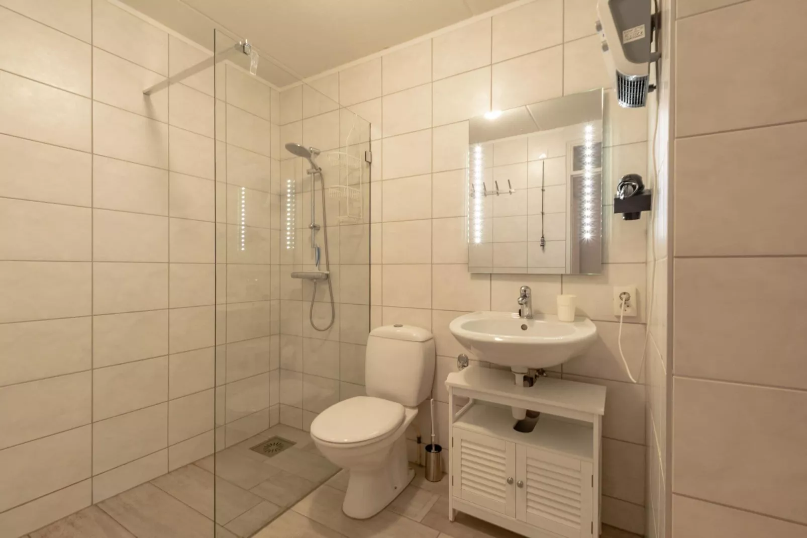 Beach Appartement 07-Bathroom