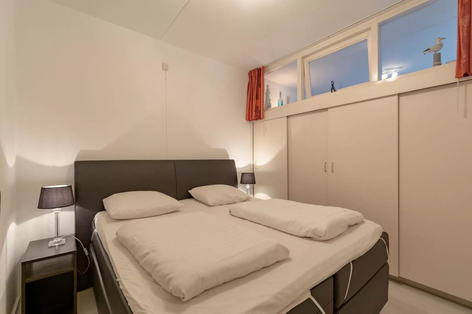 Strandslag 195-Bedroom
