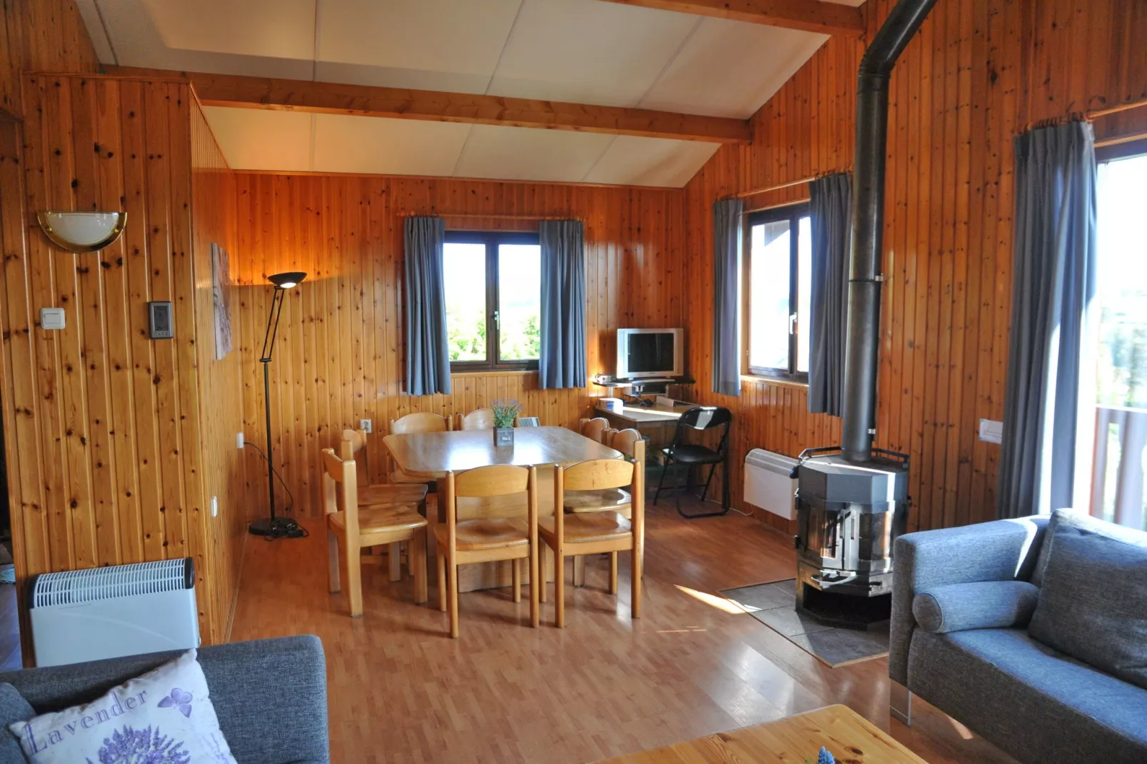 L'Aimant-Living room