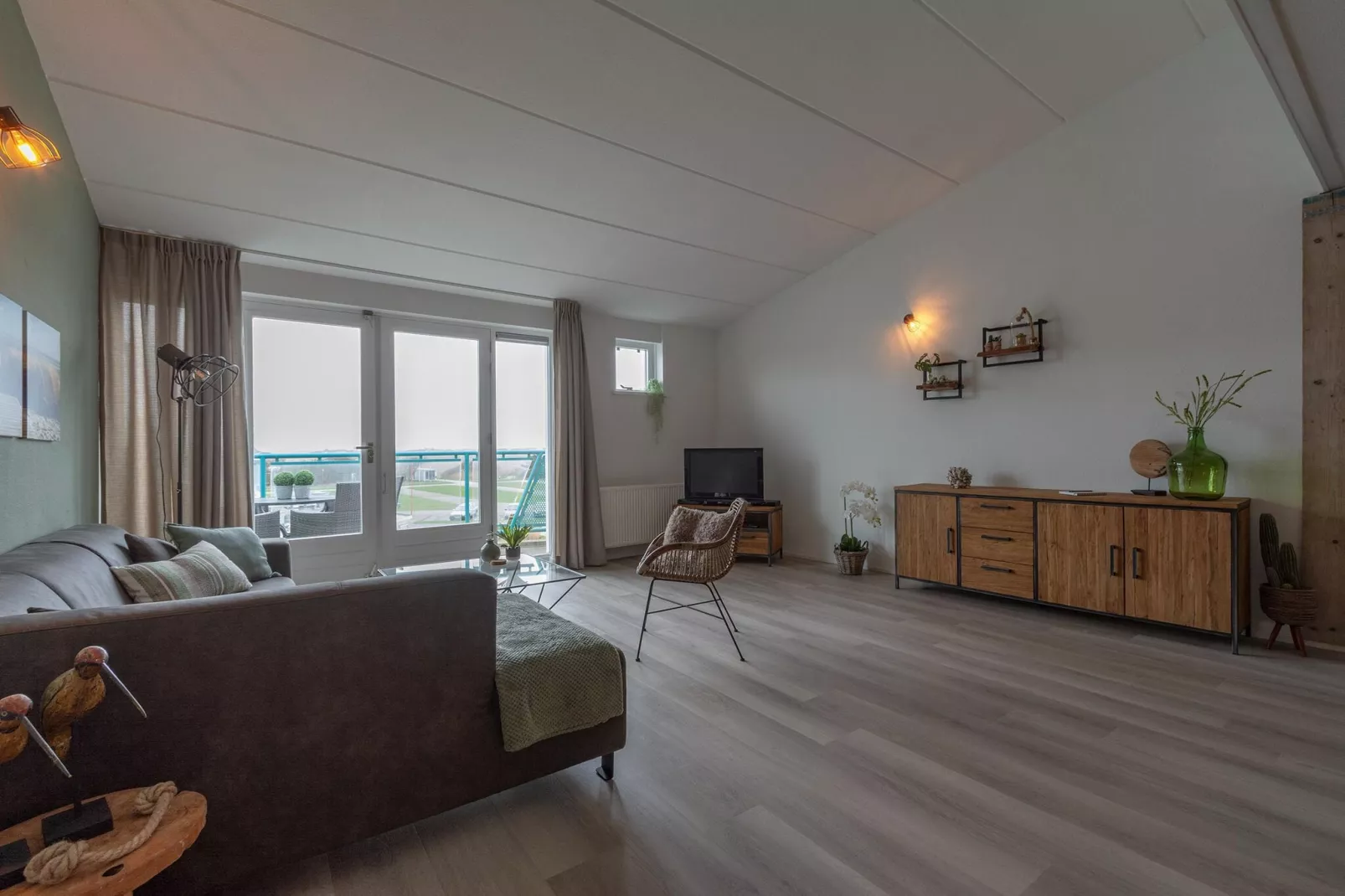 Strandslag 203-Living room