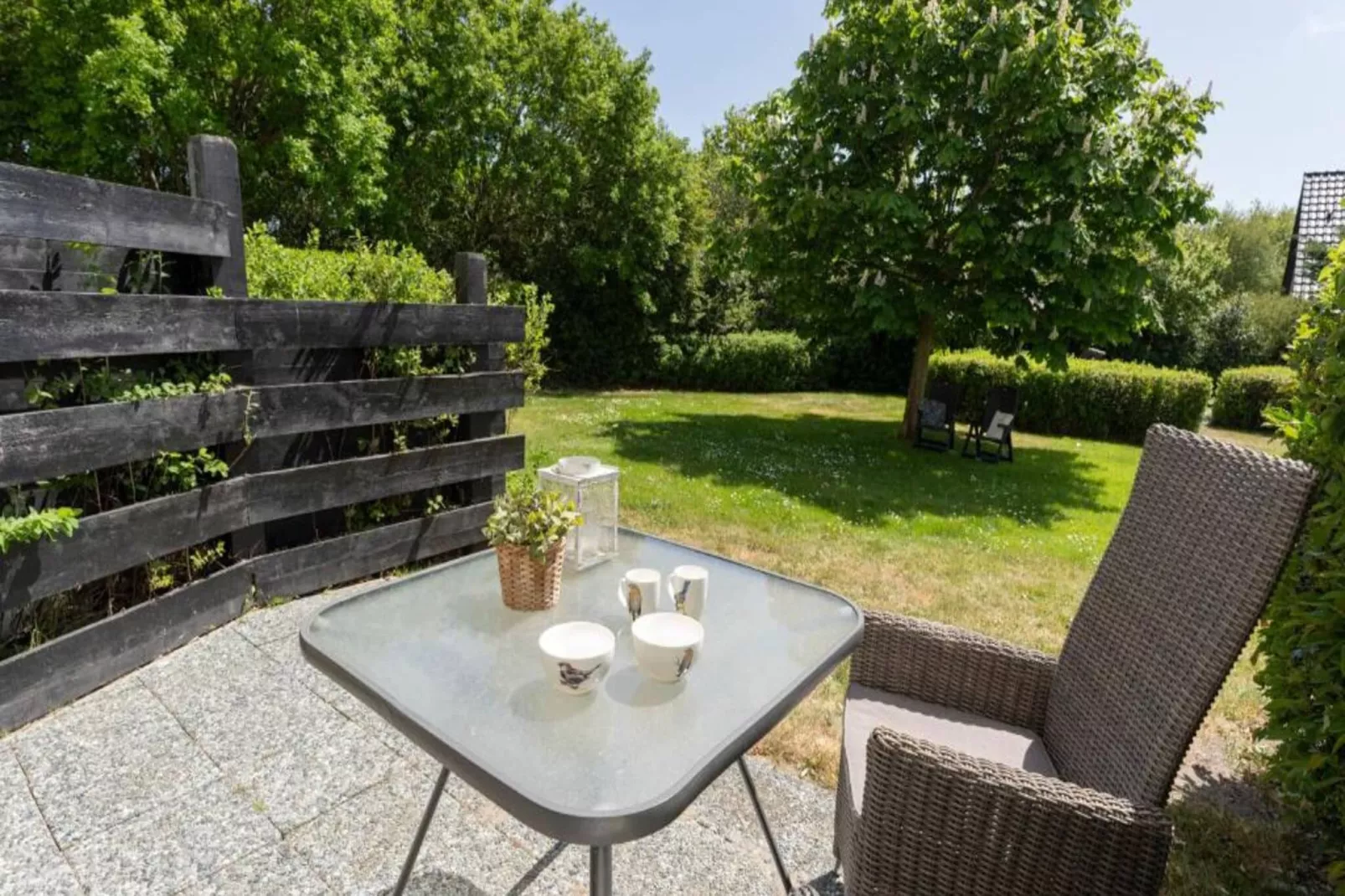 Strandhuys Alikruik-Terrace balcony