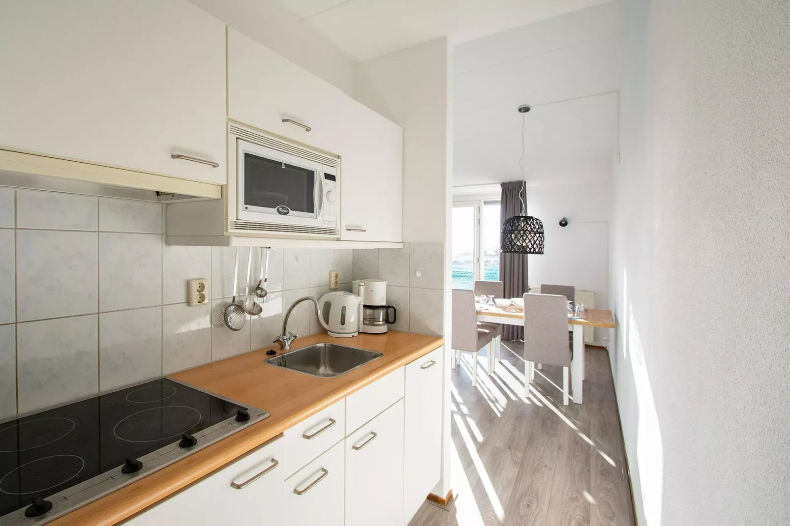 Strandslag 215-Kitchen