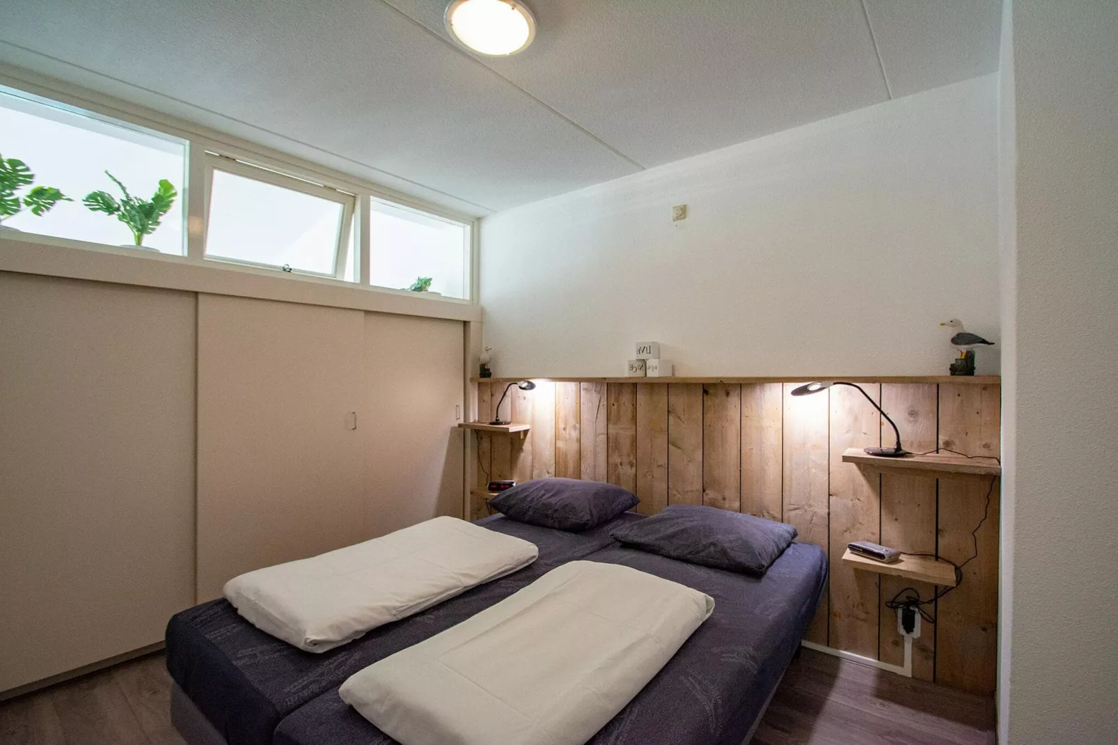 Strandslag 215-Bedroom