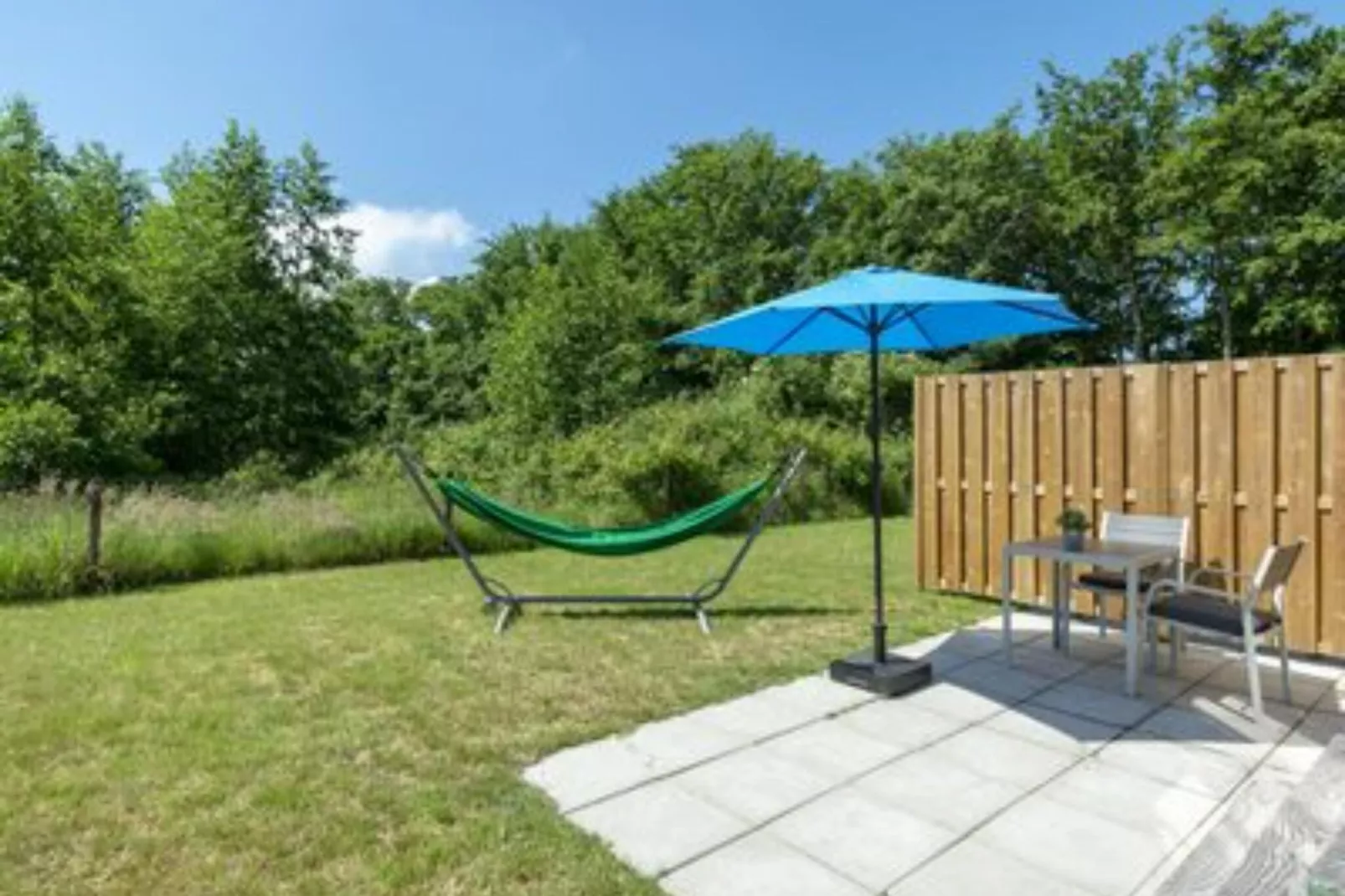 Beach Studio Texel-Gardens summer