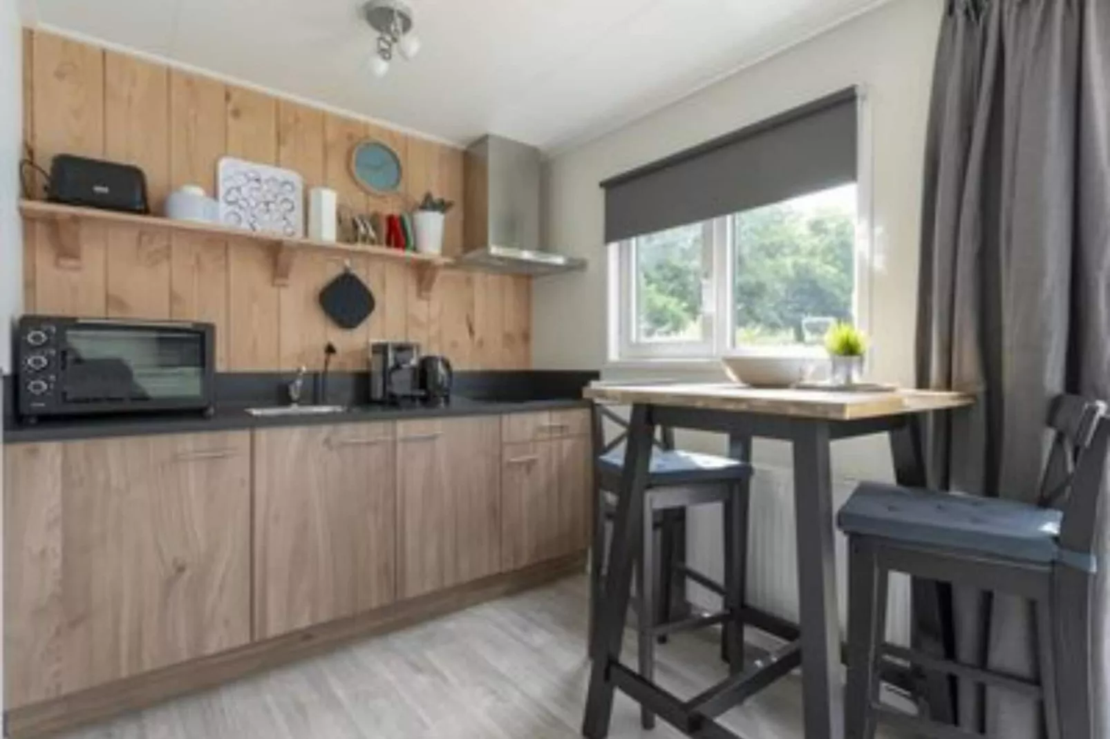 Beach Studio Texel-Kitchen