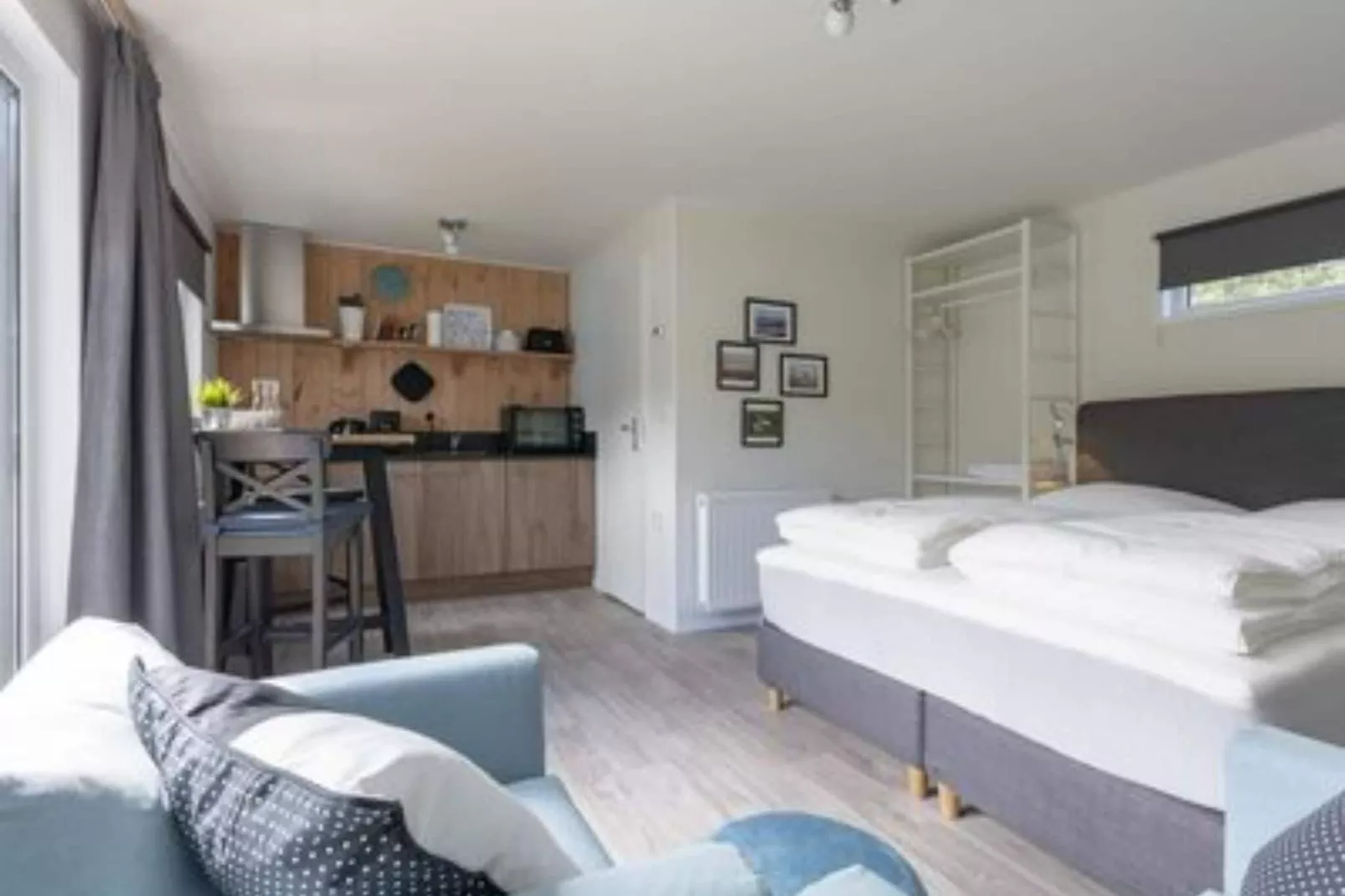 Beach Studio Texel-Bedroom
