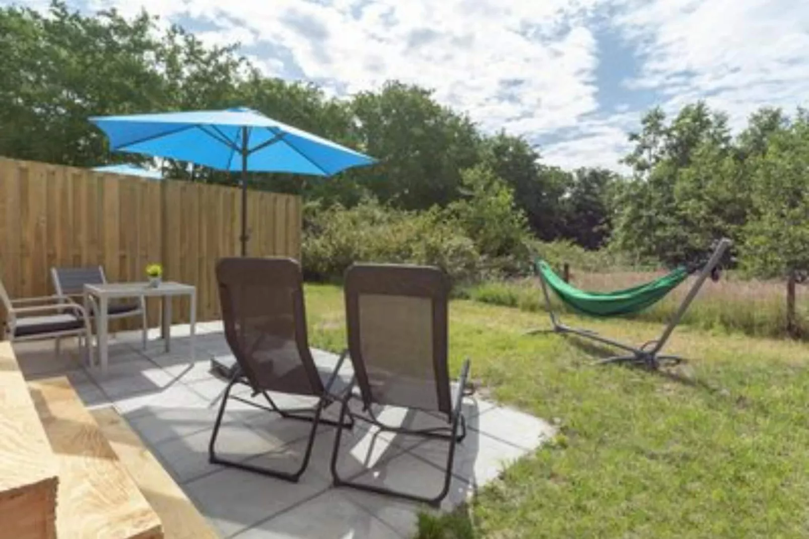 Beach Studio Texel-Terrace balcony