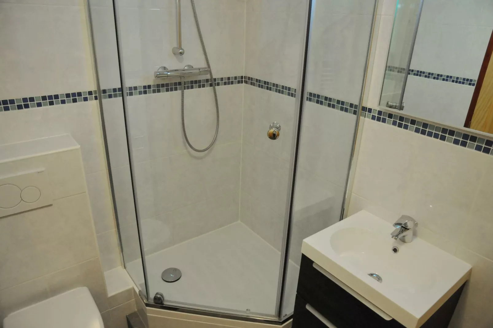 L'Aimant-Bathroom