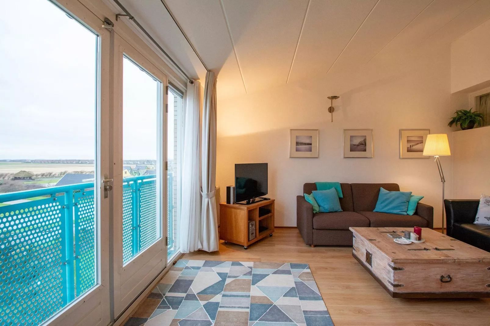 Strandslag 217-Living room