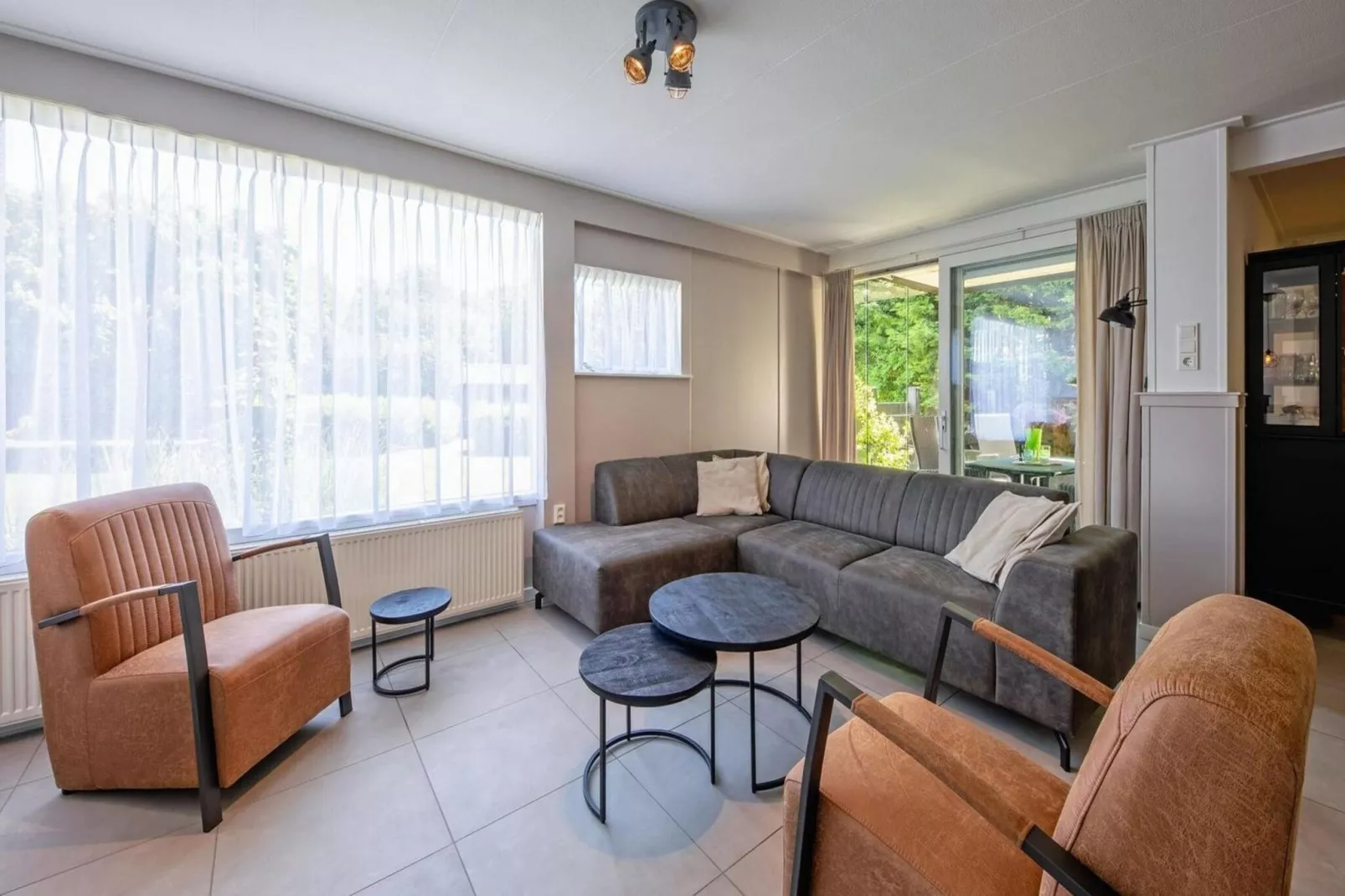 Strandhuys Oester-Living room