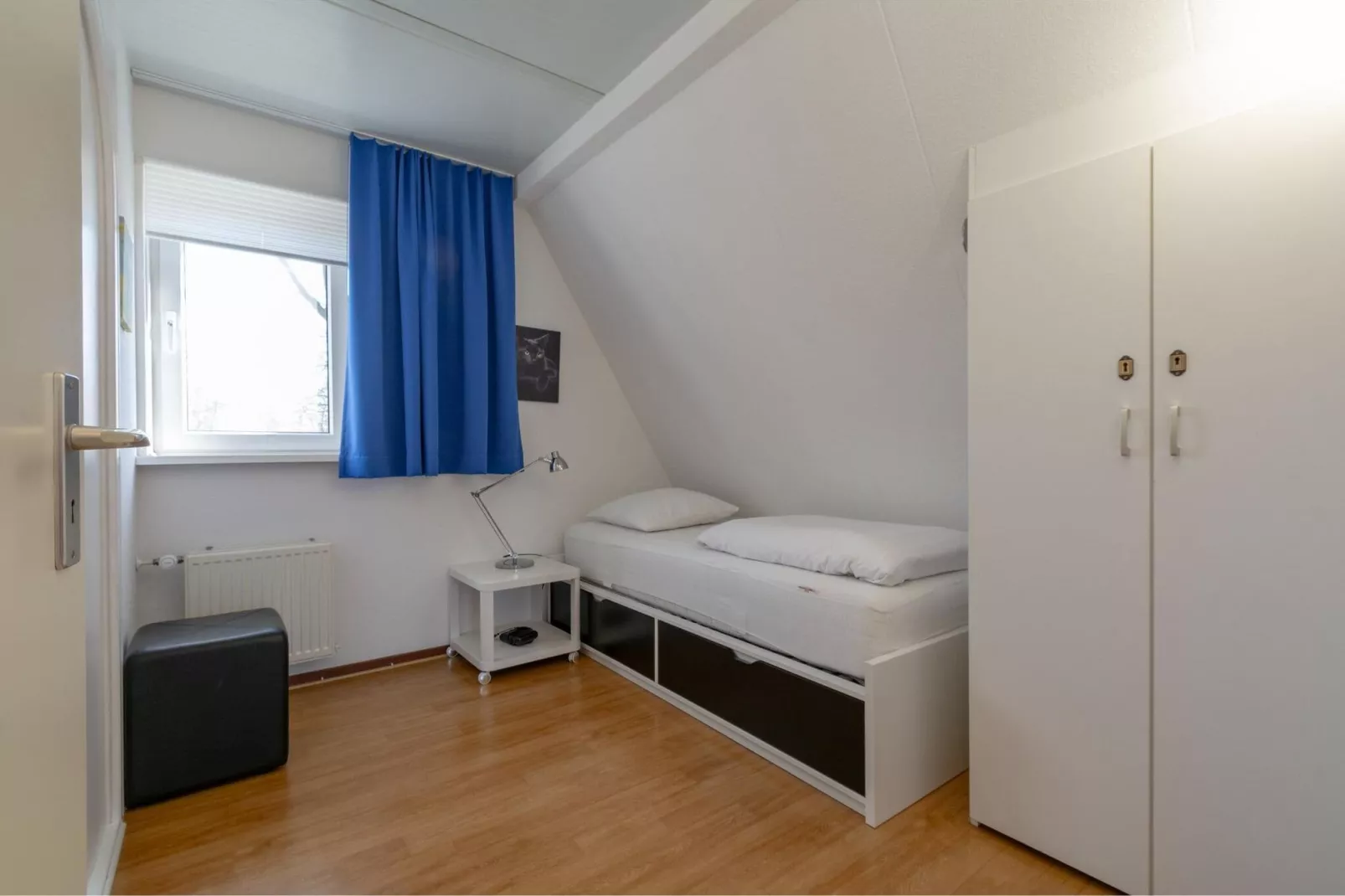 Campanula 52-Bedroom