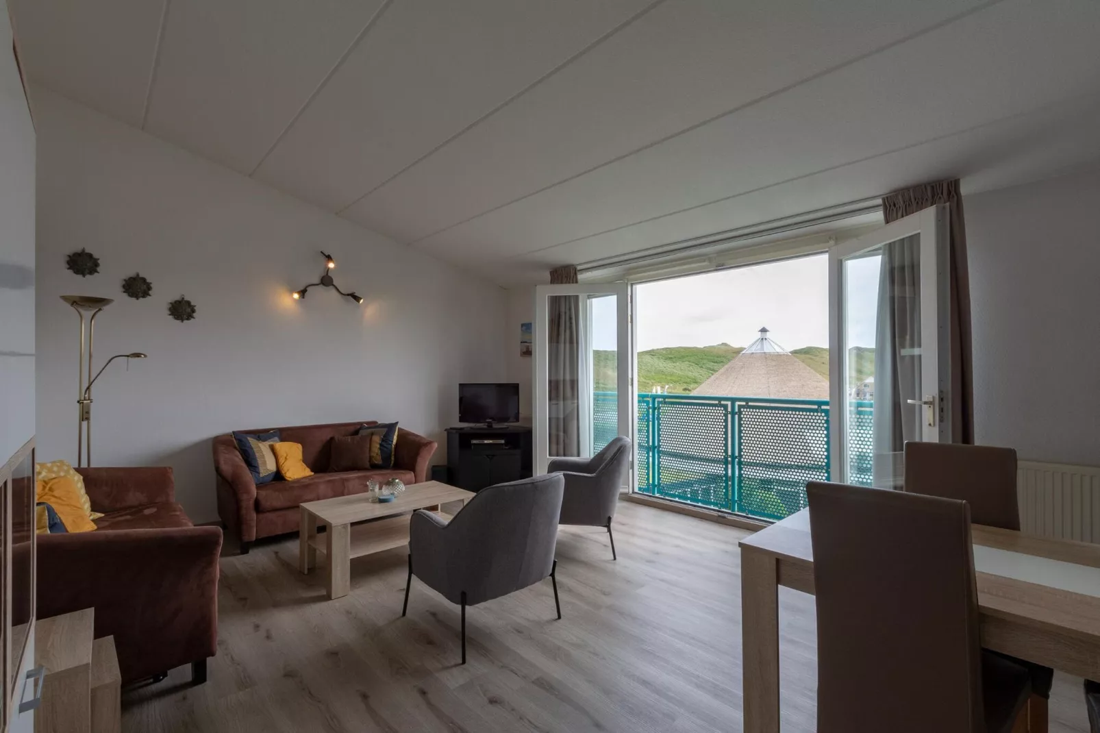 Strandslag 223-Living room