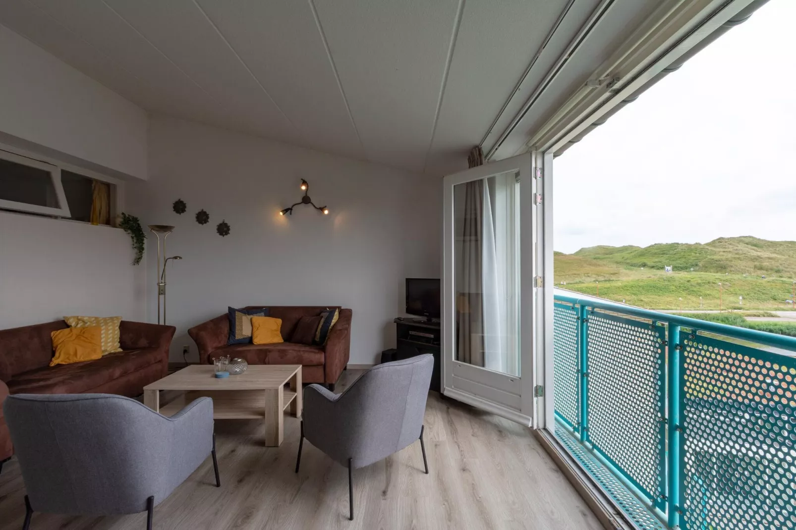 Strandslag 223-Living room