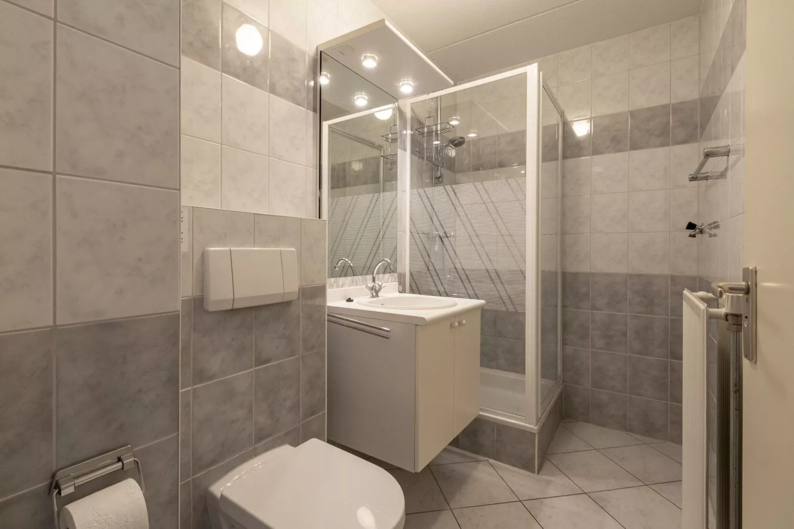 Strandslag 223-Bathroom