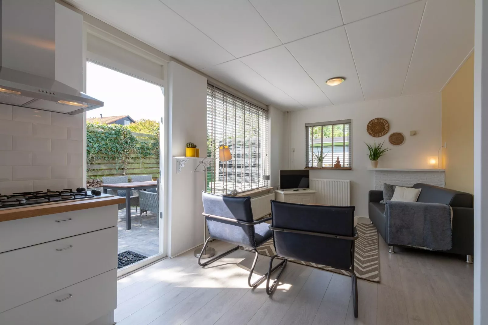 Effe Sprage-Living room