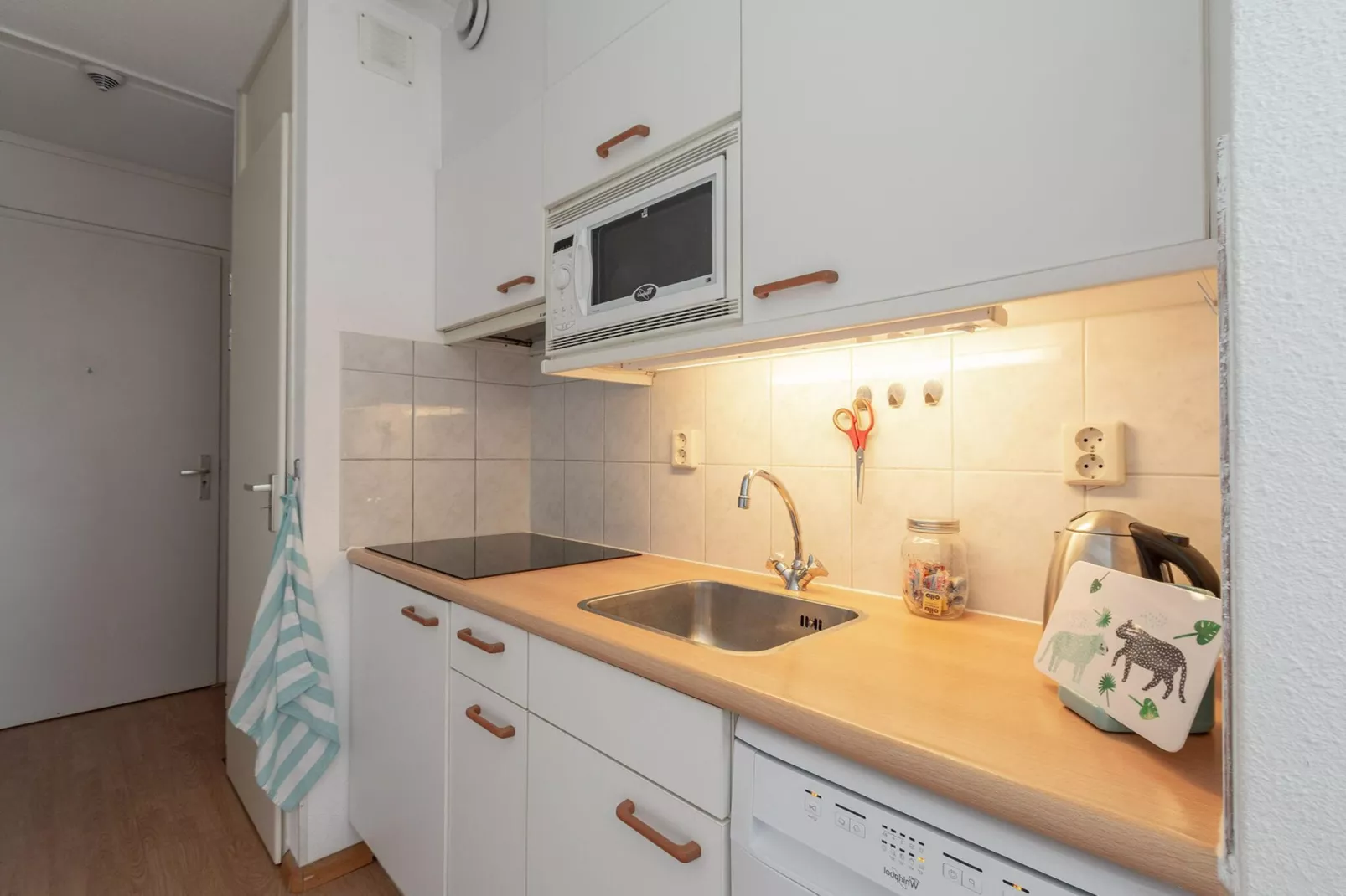 Strandslag 225-Kitchen