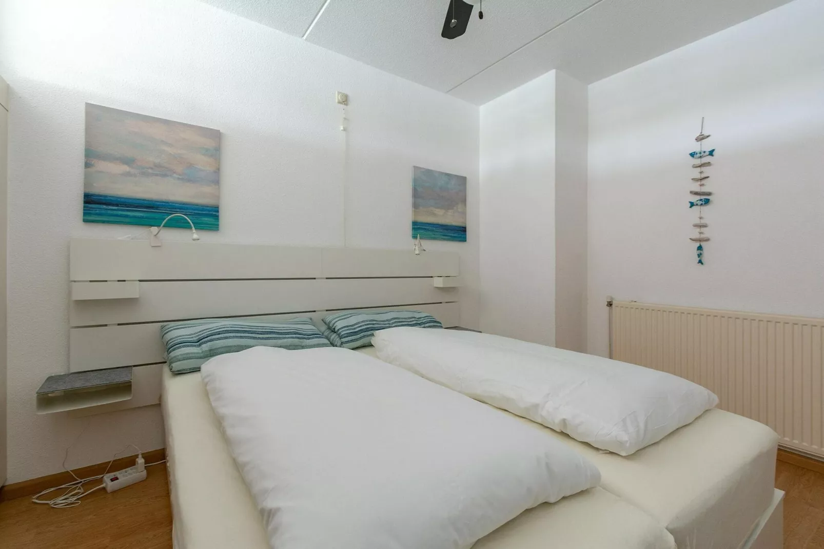 Strandslag 225-Bedroom