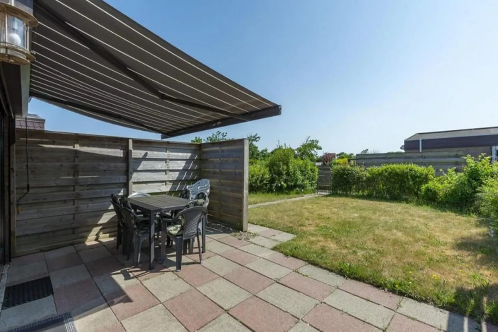 De Blenck 67-Gardens summer
