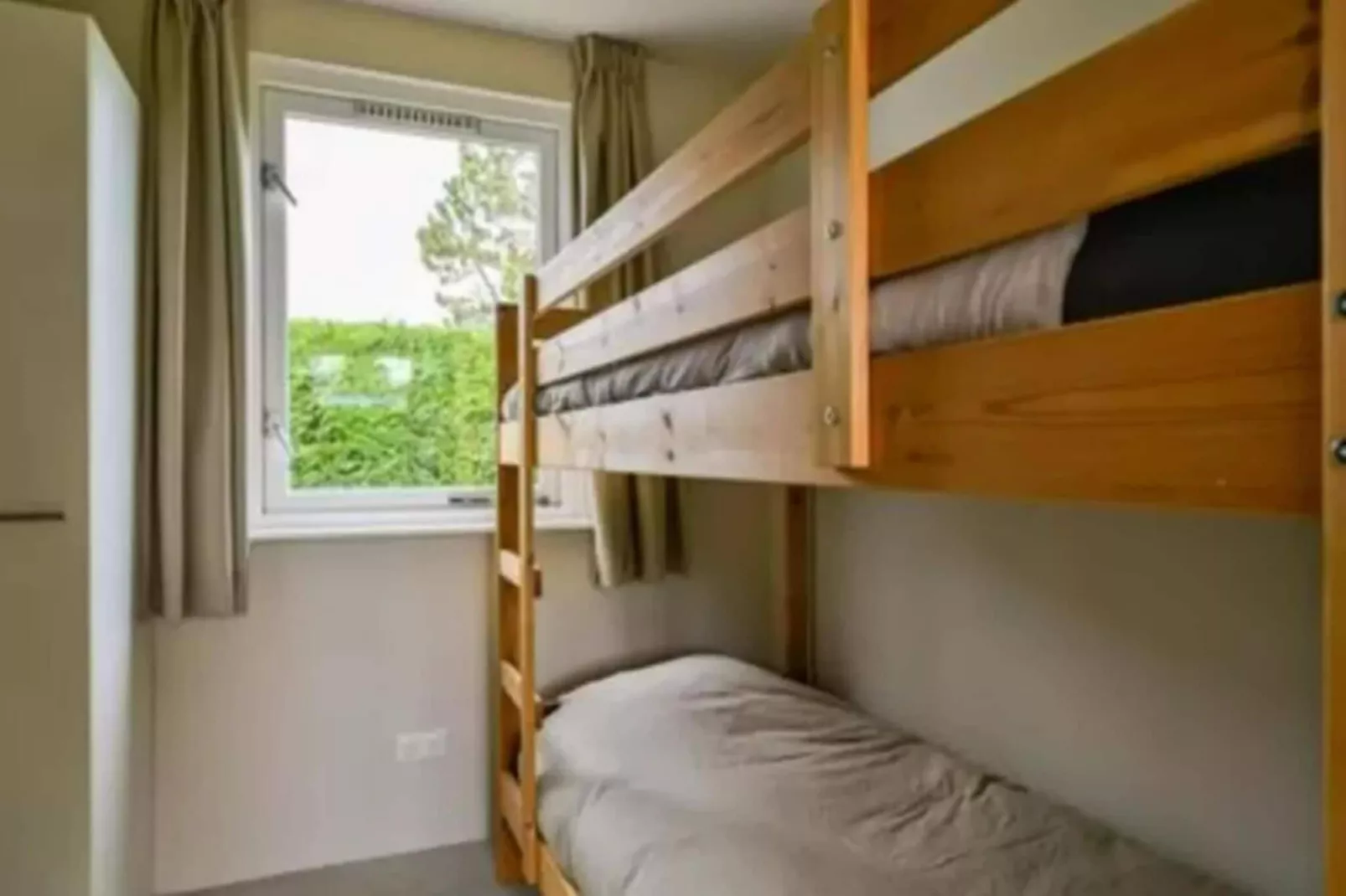 Eureka 36-Bedroom