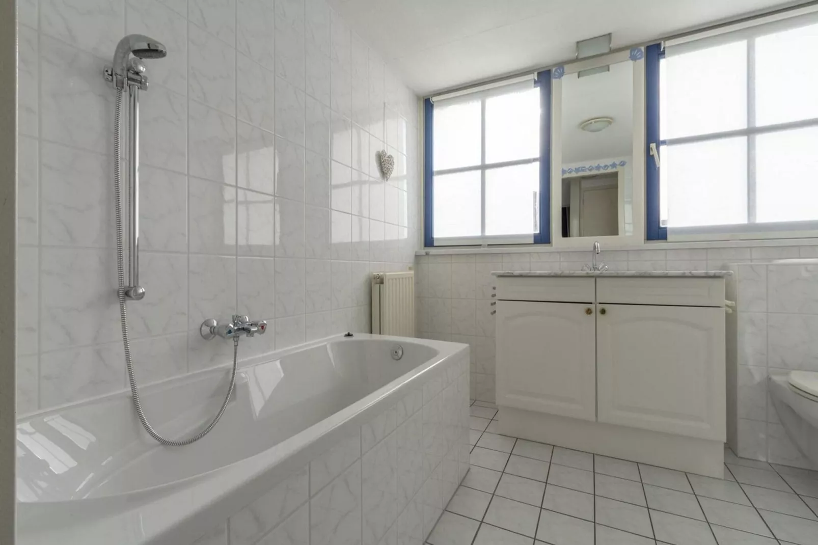De Buitenplaats 100-Bathroom