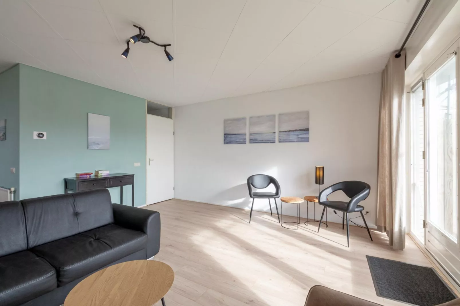Strandslag 95-Living room