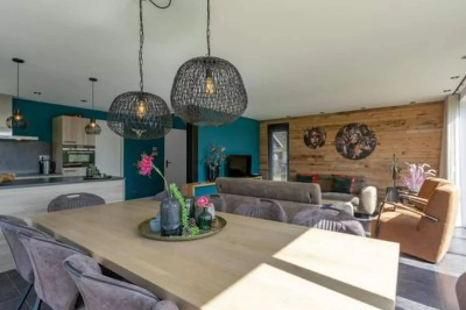 Suite Uitwaayer-Dining room
