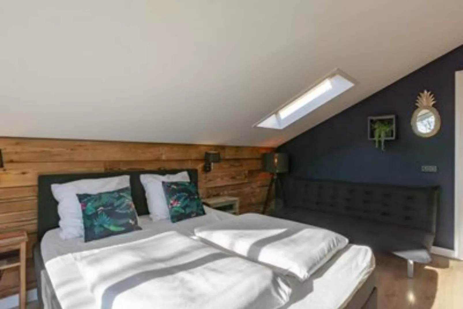 Suite Uitwaayer-Bedroom
