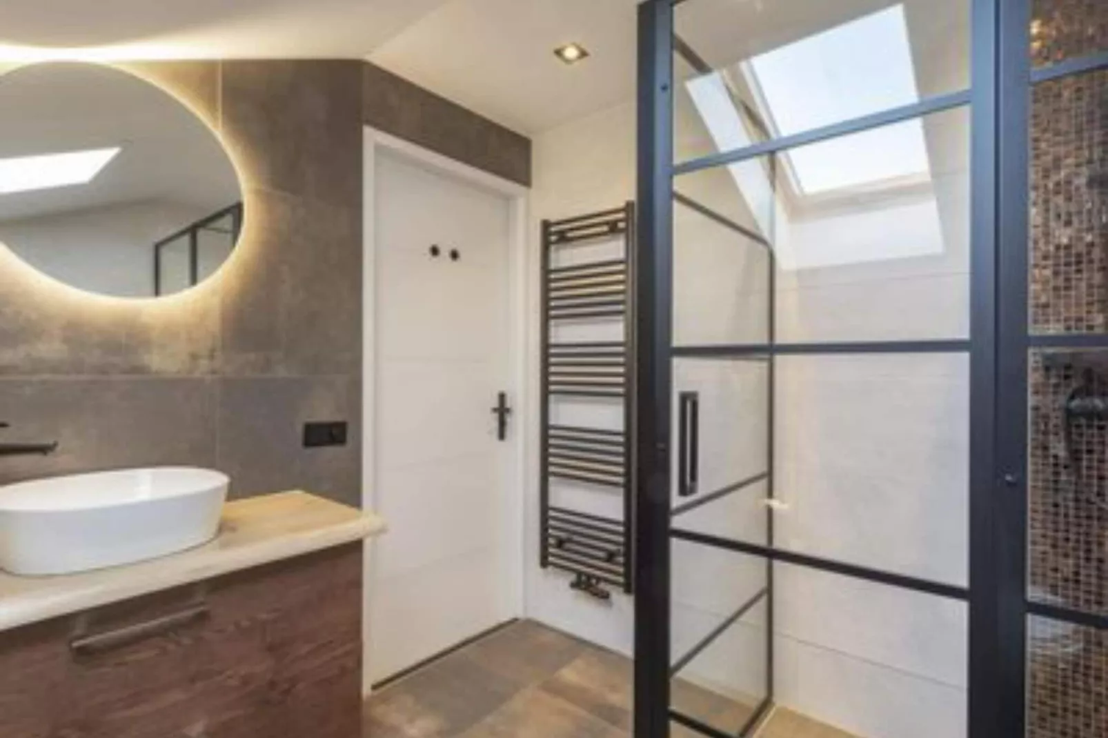 Suite Uitwaayer-Bathroom