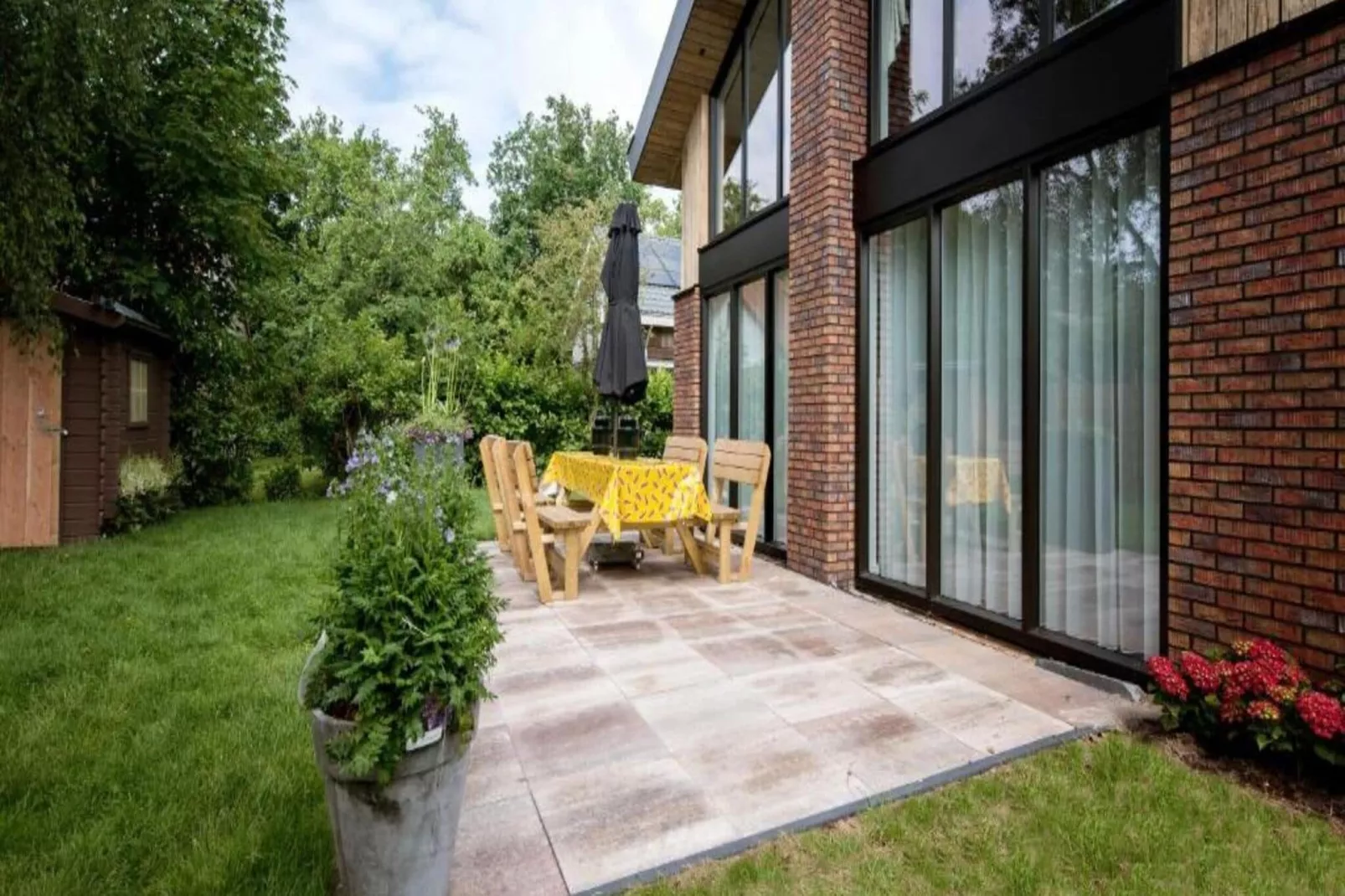 Luxe Villa Keizerskroon - Keizerkroon 63-Exterior summer