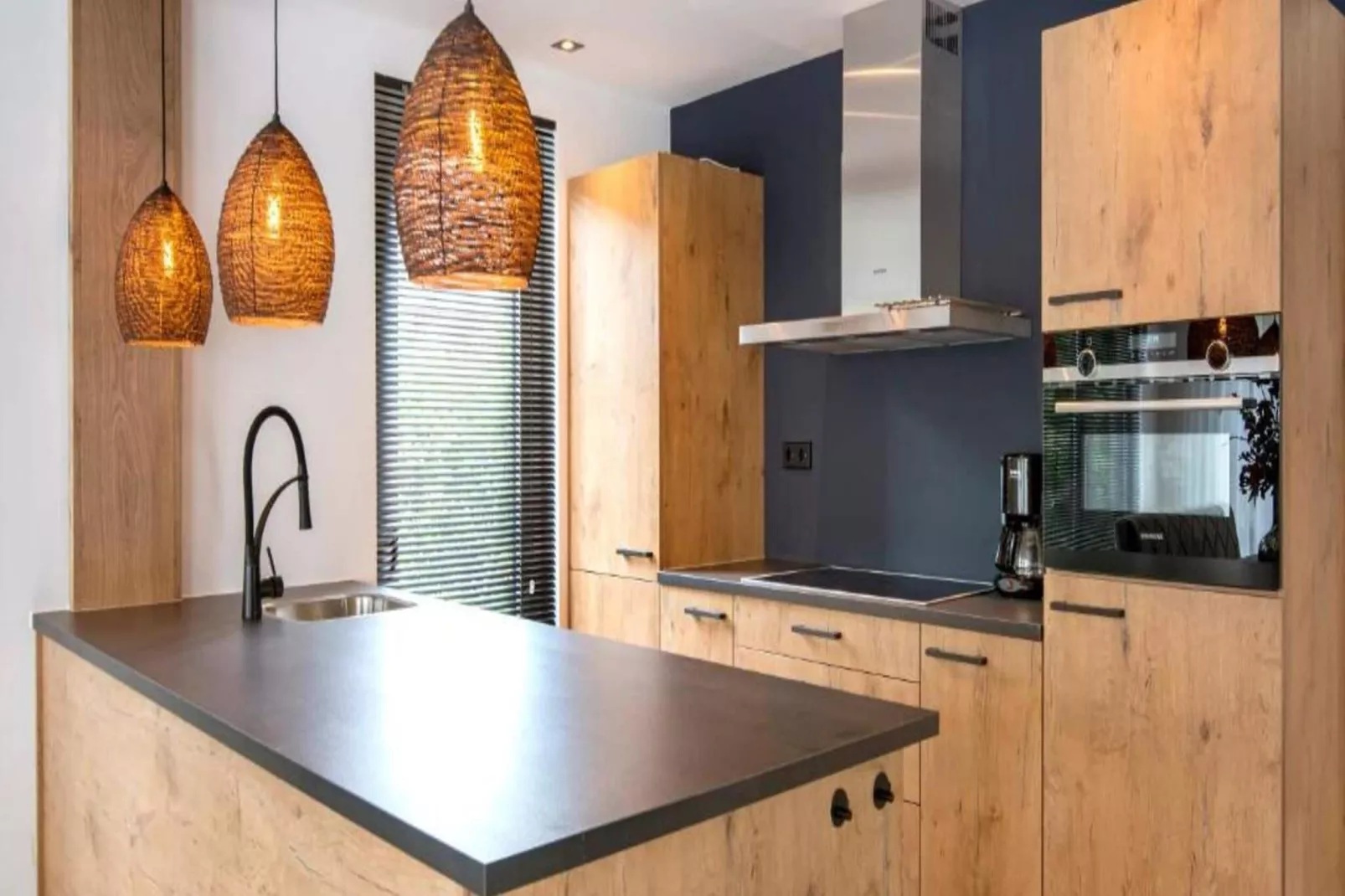Luxe Villa Keizerskroon - Keizerkroon 63-Kitchen
