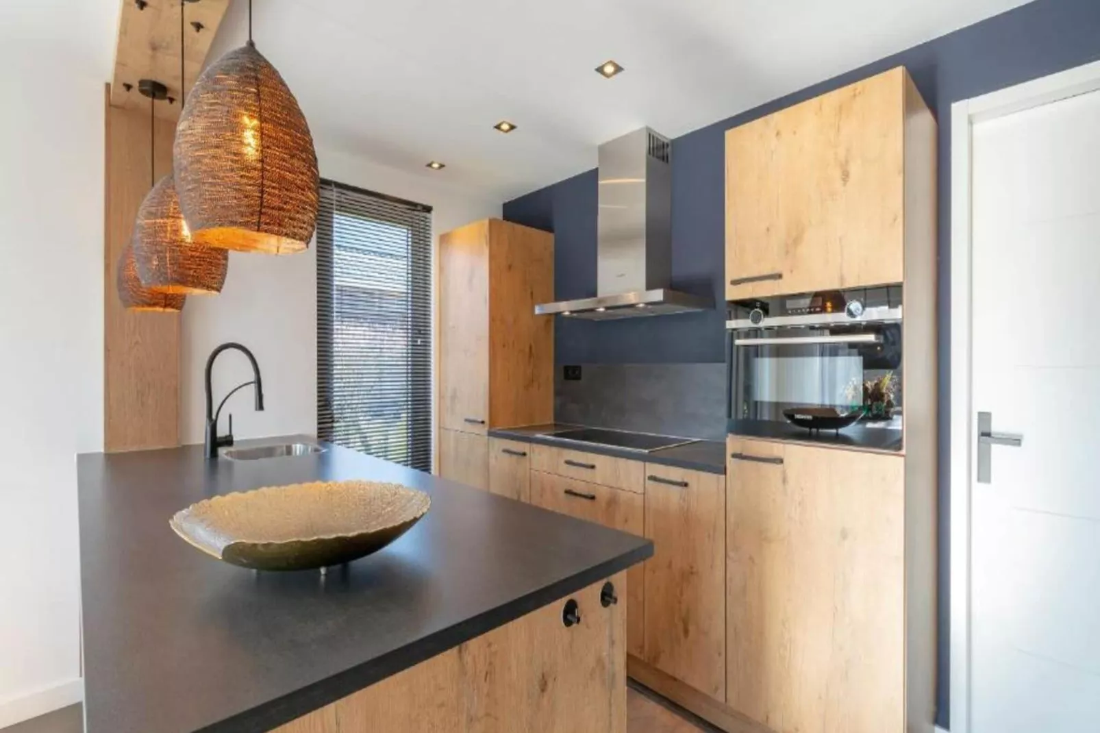 Luxe Villa Keizerskroon - Keizerkroon 63-Kitchen