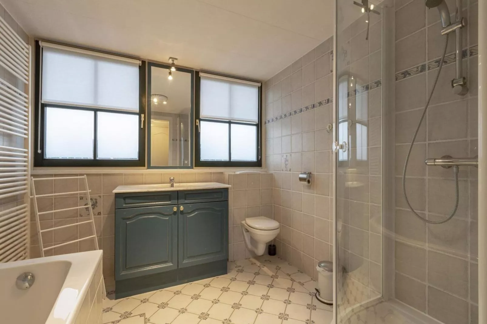 De Buitenplaats 62-Bathroom