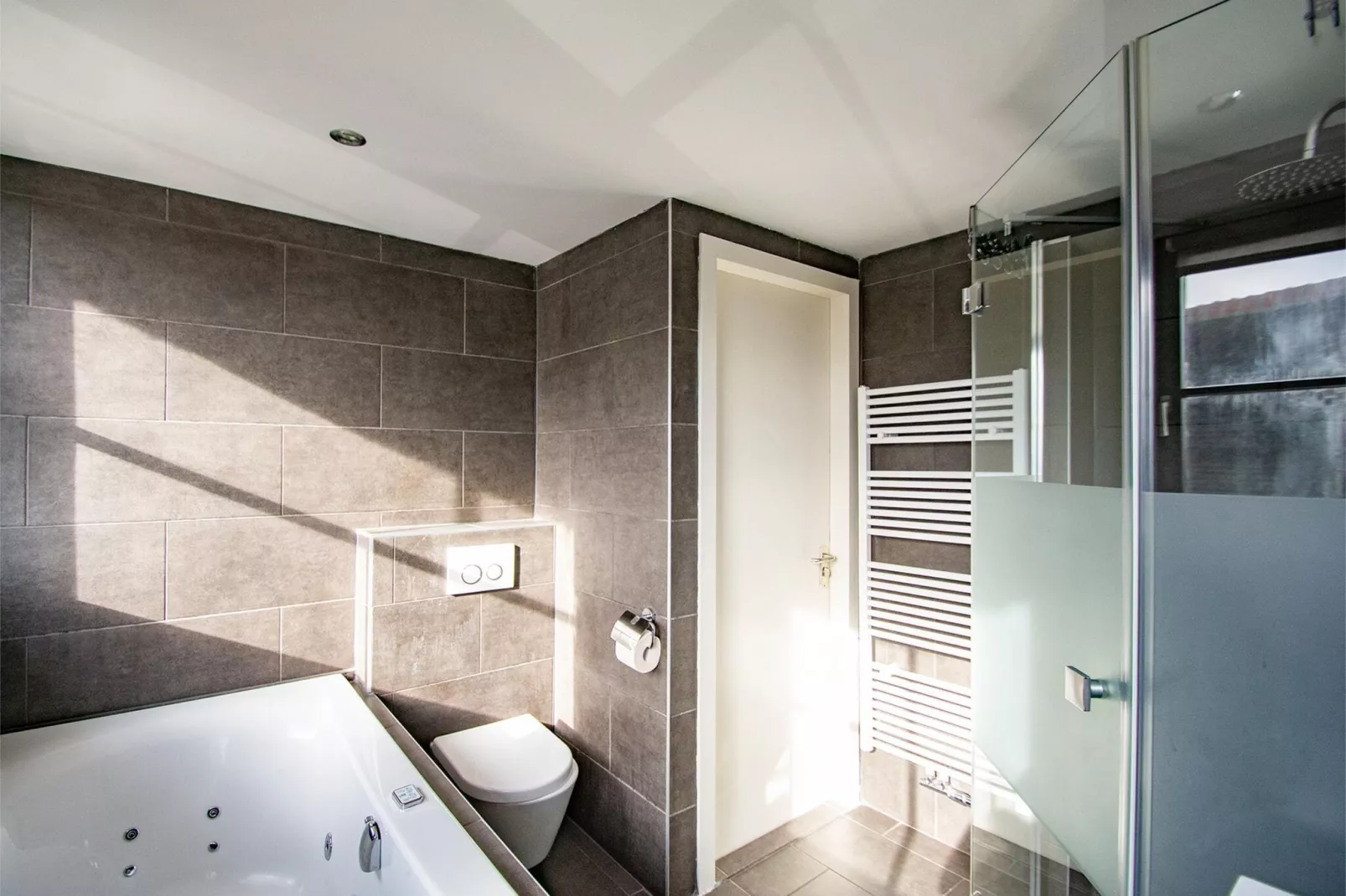 De Buitenplaats 72-Bathroom