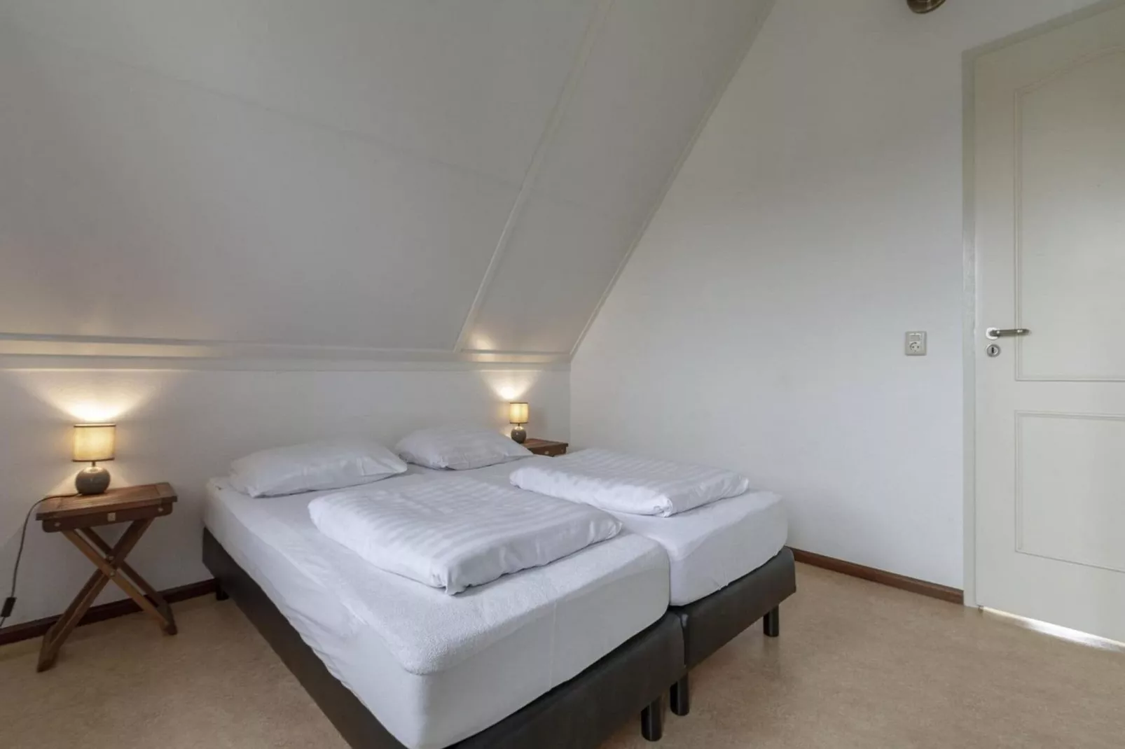 De Buitenplaats 97-Bedroom
