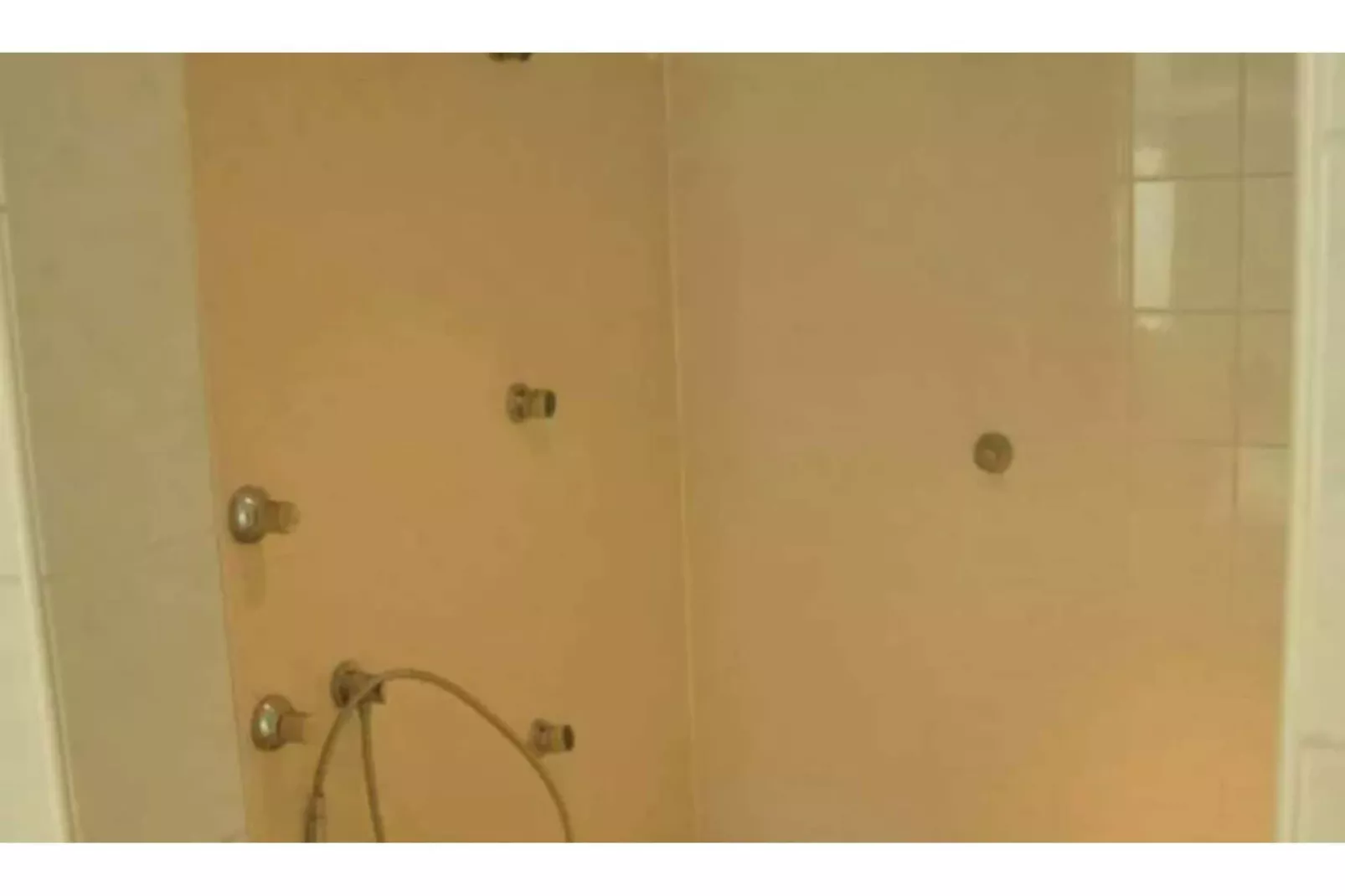 Residence Thier Antoine-Bathroom