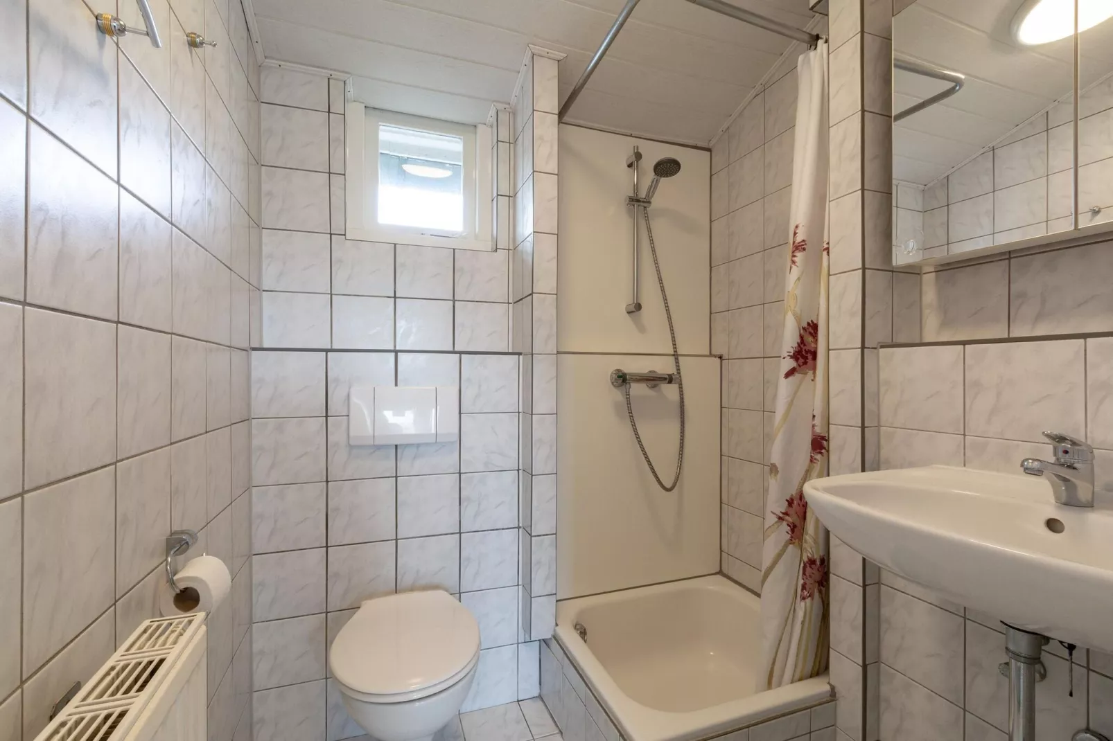 Garnekuul 38-Bathroom