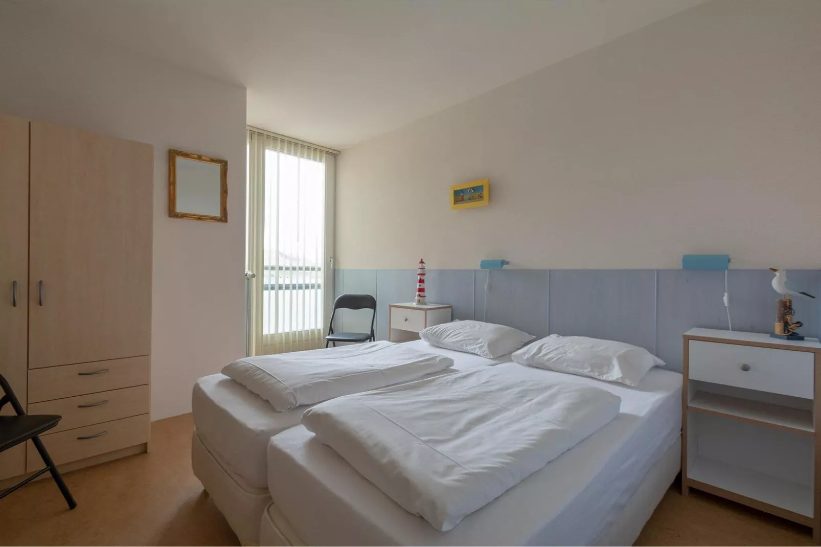 Dorpsplein 23E-Bedroom