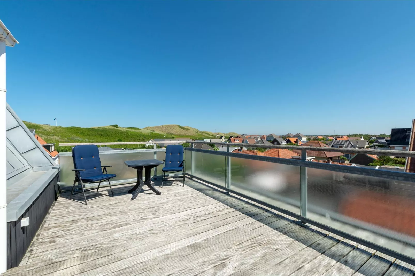 Dorpsplein 23E-Terrace balcony