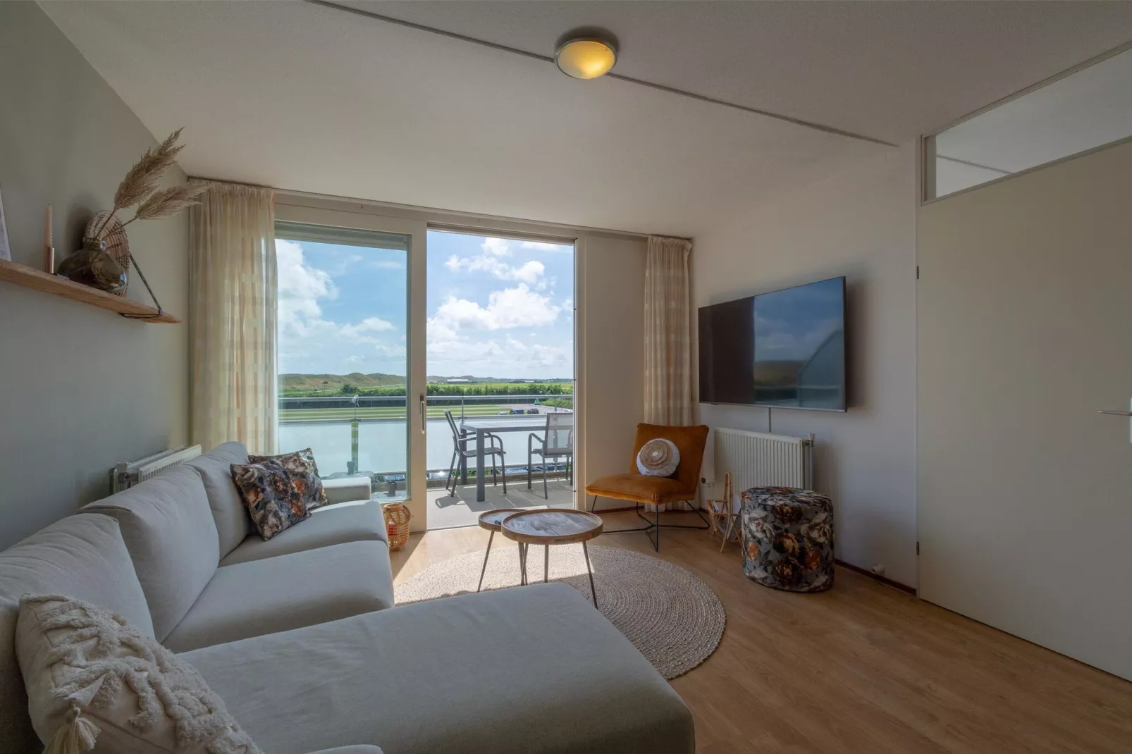 Duinerei B202-Living room