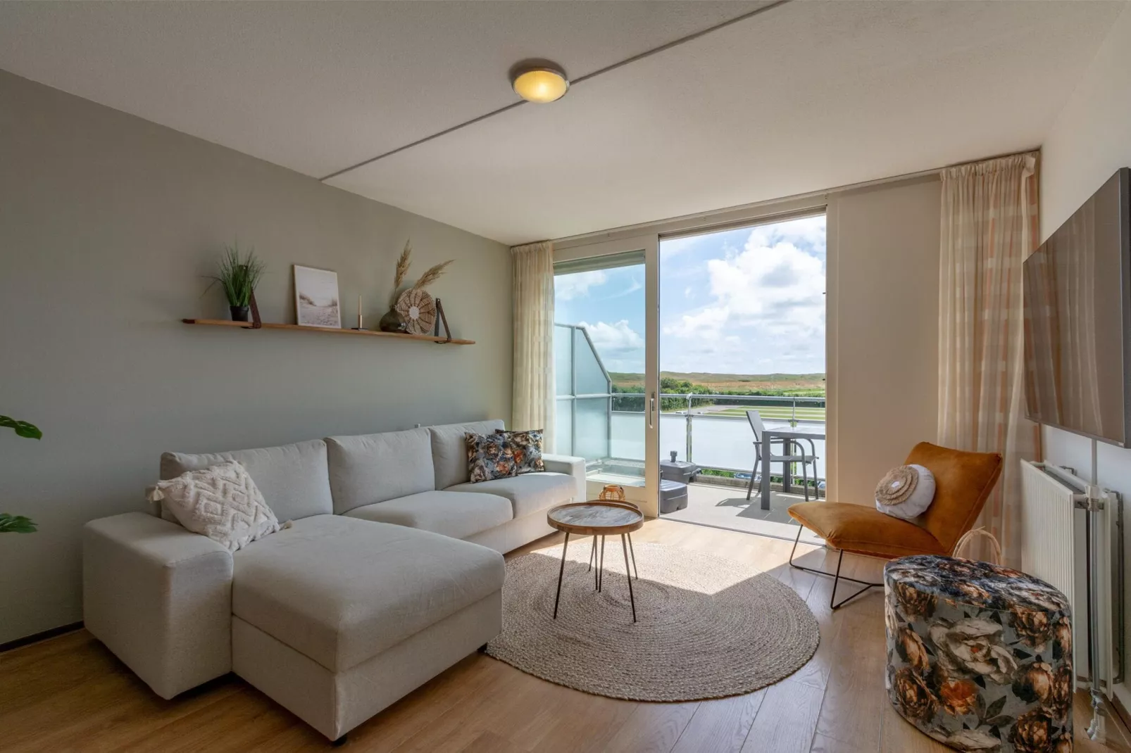 Duinerei B202-Living room