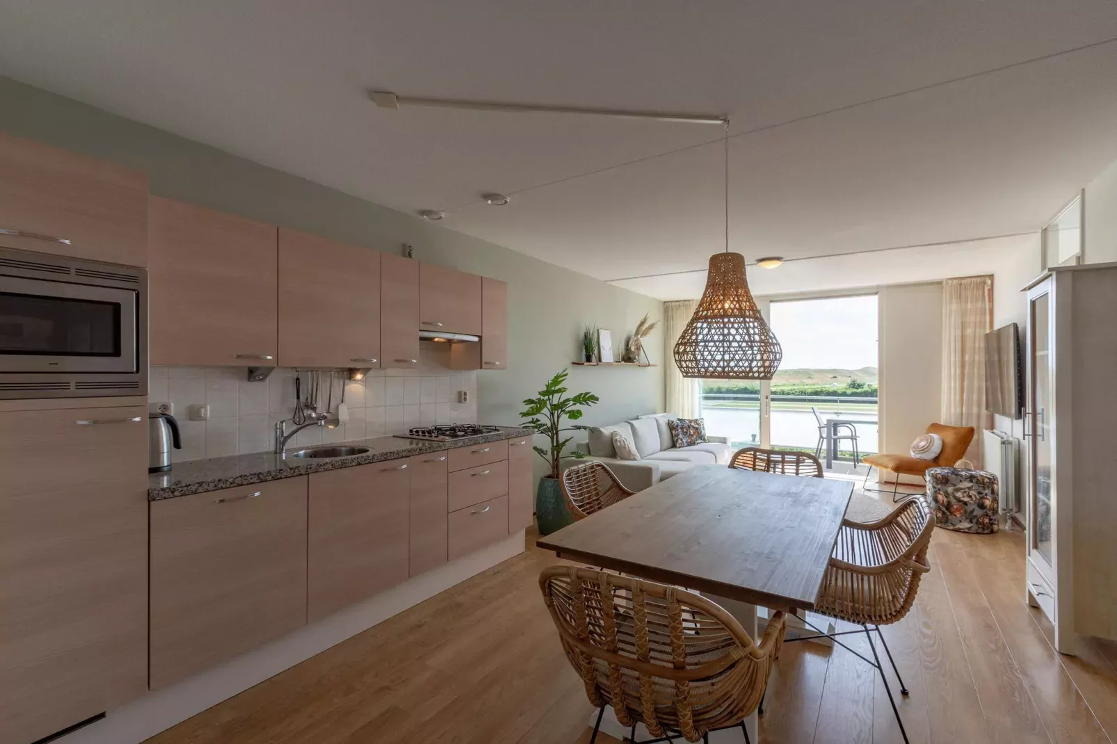 Duinerei B202-Dining room