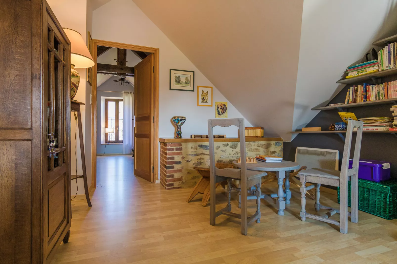 Las Gouttas-Salle de loisirs