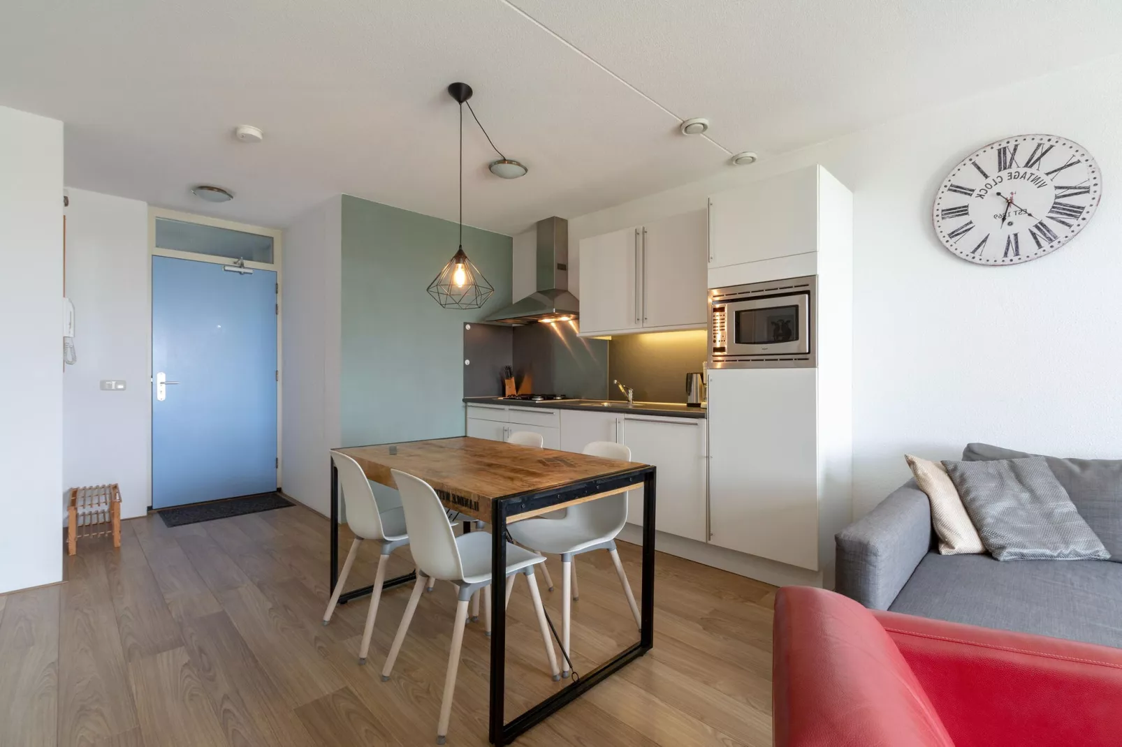 Duinerei C202-Dining room