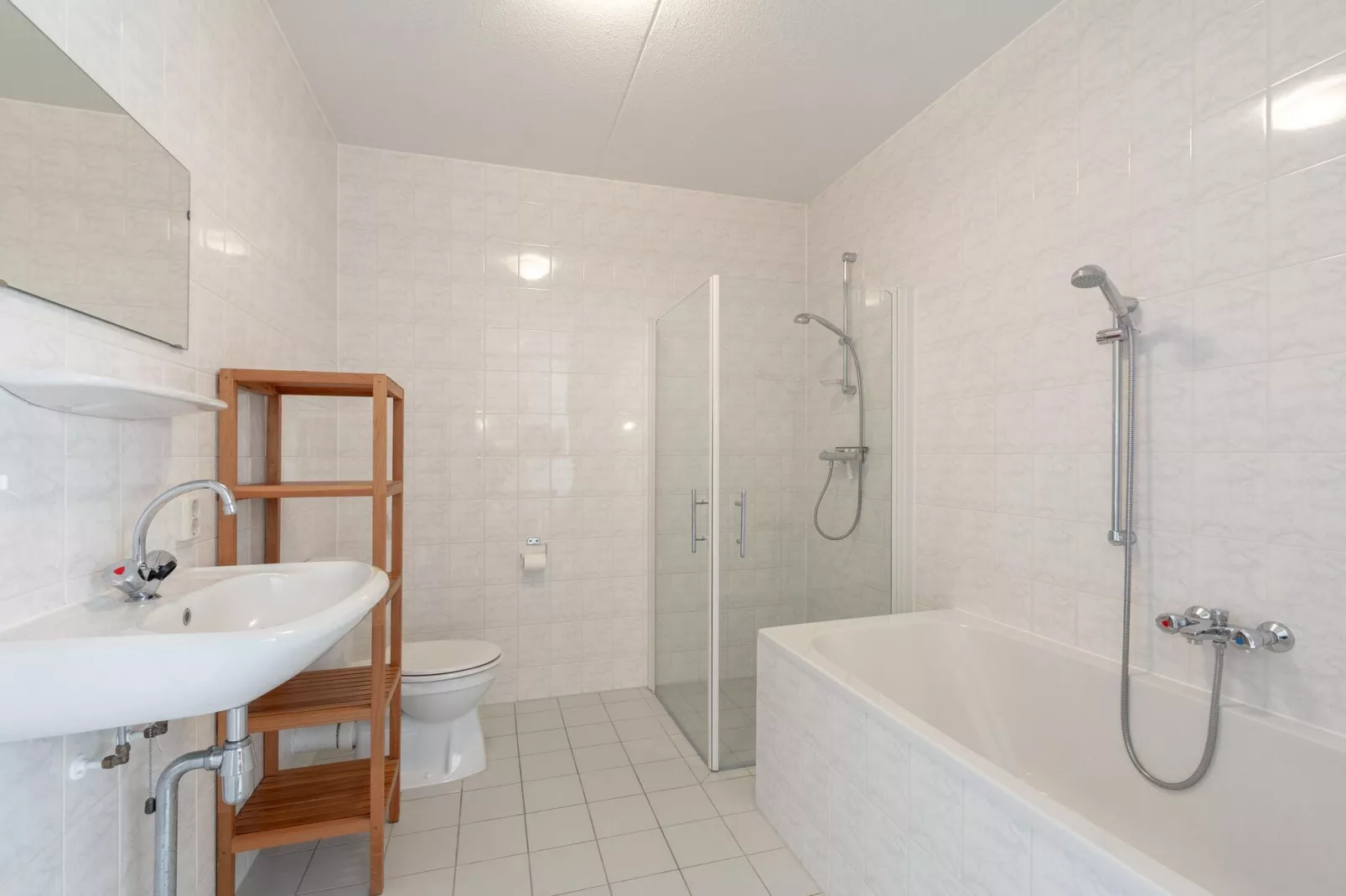 Duinerei C202-Bathroom